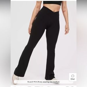 aerie offline flare cross leggings size medium. Worn only 2 times